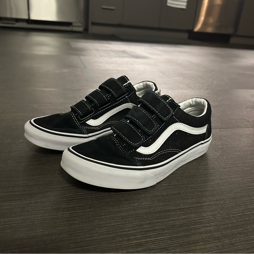 Women’s Velcro Vans